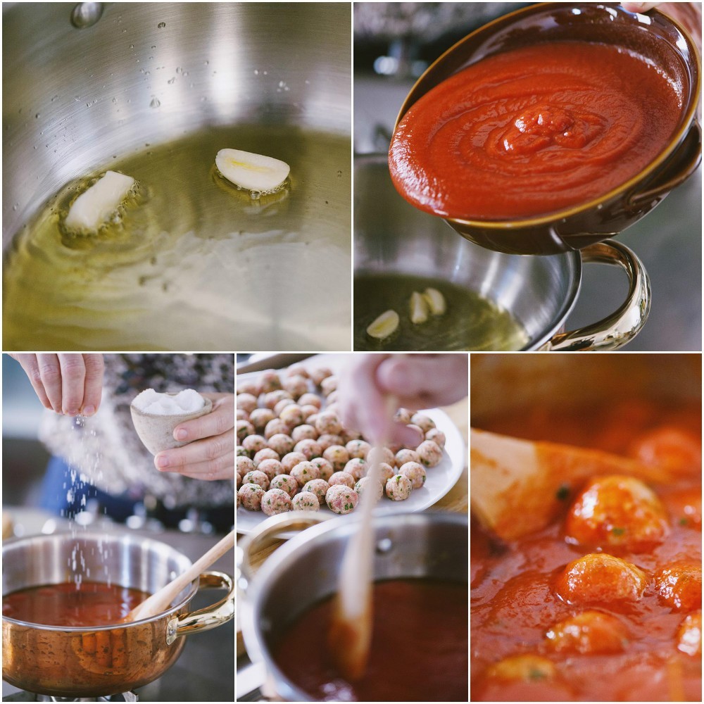 Polpettine di carne aggiunte al sugo di pomodoro che sobbolle in padella