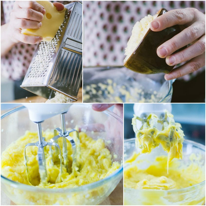 Formaggio grattugiato aggiunto al composto di uova e lavorato con le fruste fino a ottenere un ripieno cremoso