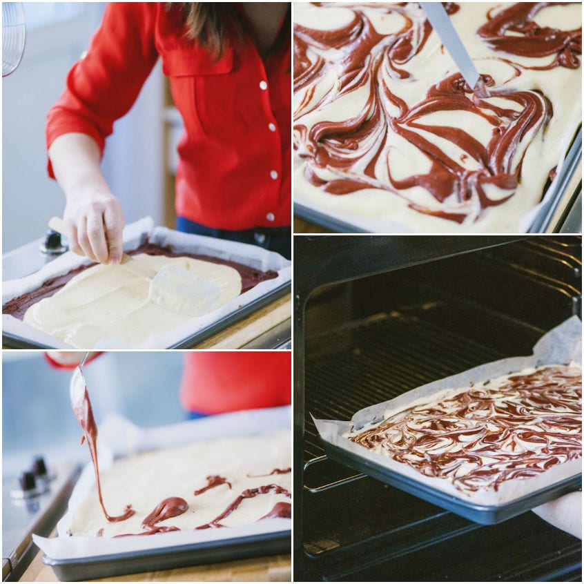 Impasto marmorizzato di cacao e crema al formaggio swirled nella teglia, poi infornato