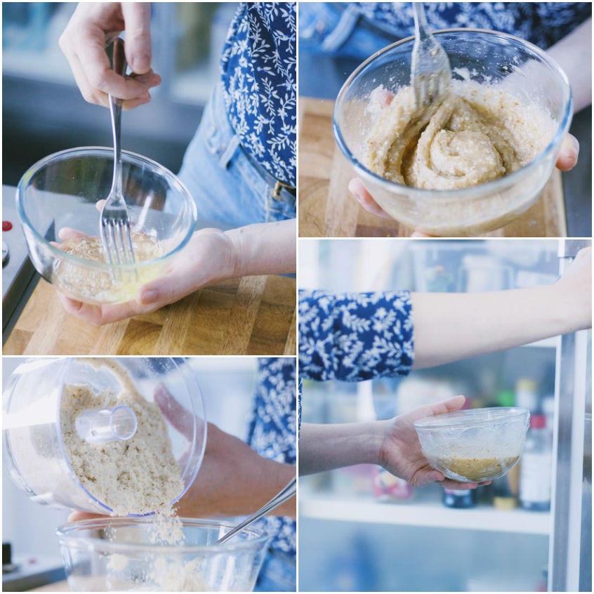 Impasto per la glassa della colomba mescolato con una forchetta, poi coperto con pellicola e riposto