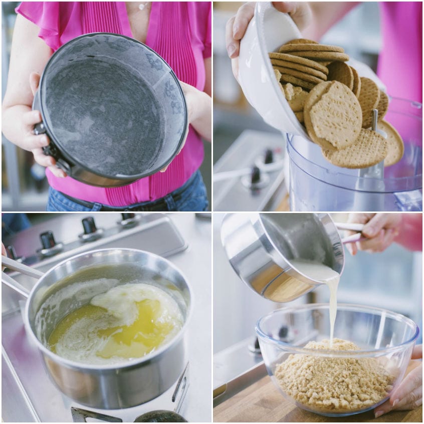 Biscotti Digestive tritati nel mixer e burro fuso versato nella ciotola per preparare la base della torta fredda
