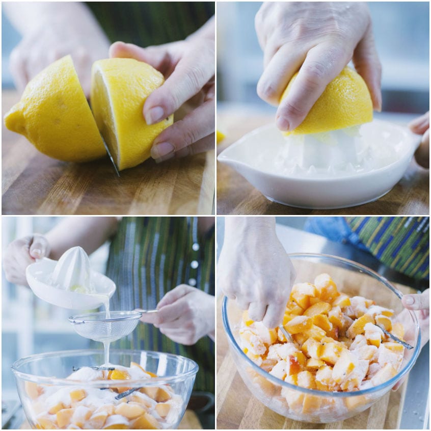 Succo di limone filtrato versato sulle albicocche a pezzi in una ciotola