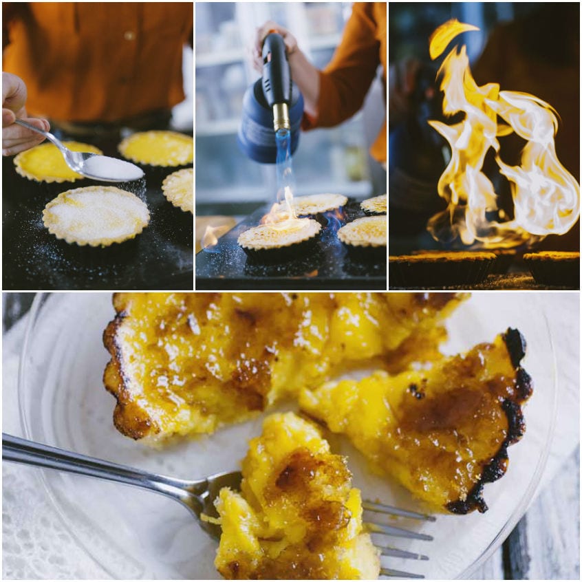 Zucchero cosparso sulle tortine, poi caramellato col cannello tra fiamme vive e crosta dorata