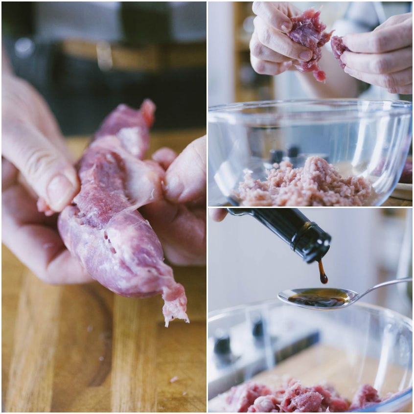 Mani che spellano la salsiccia, carne trita in una ciotola e salsa Worcestershire versata su un cucchiaio