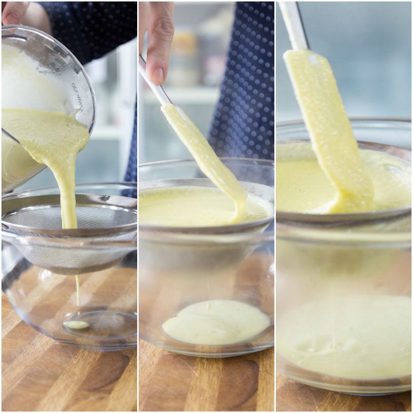 Crema gialla versata attraverso un colino a maglie fini e raccolta in una ciotola
