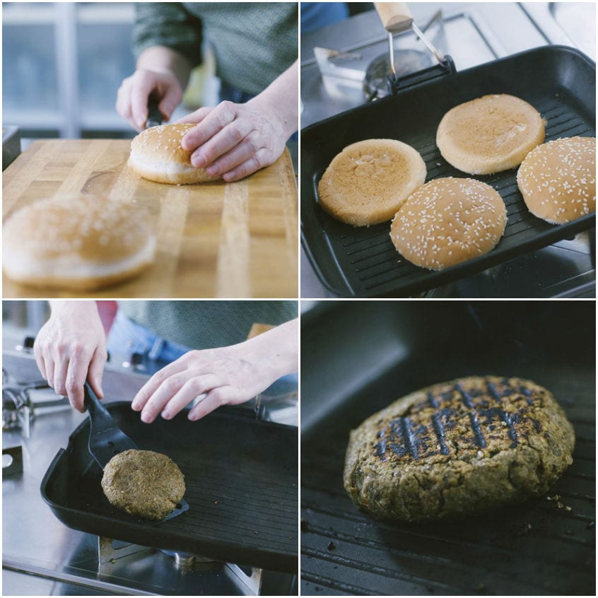 Panini al sesamo tostati sulla piastra e burger vegetale con segni di griglia ben marcati