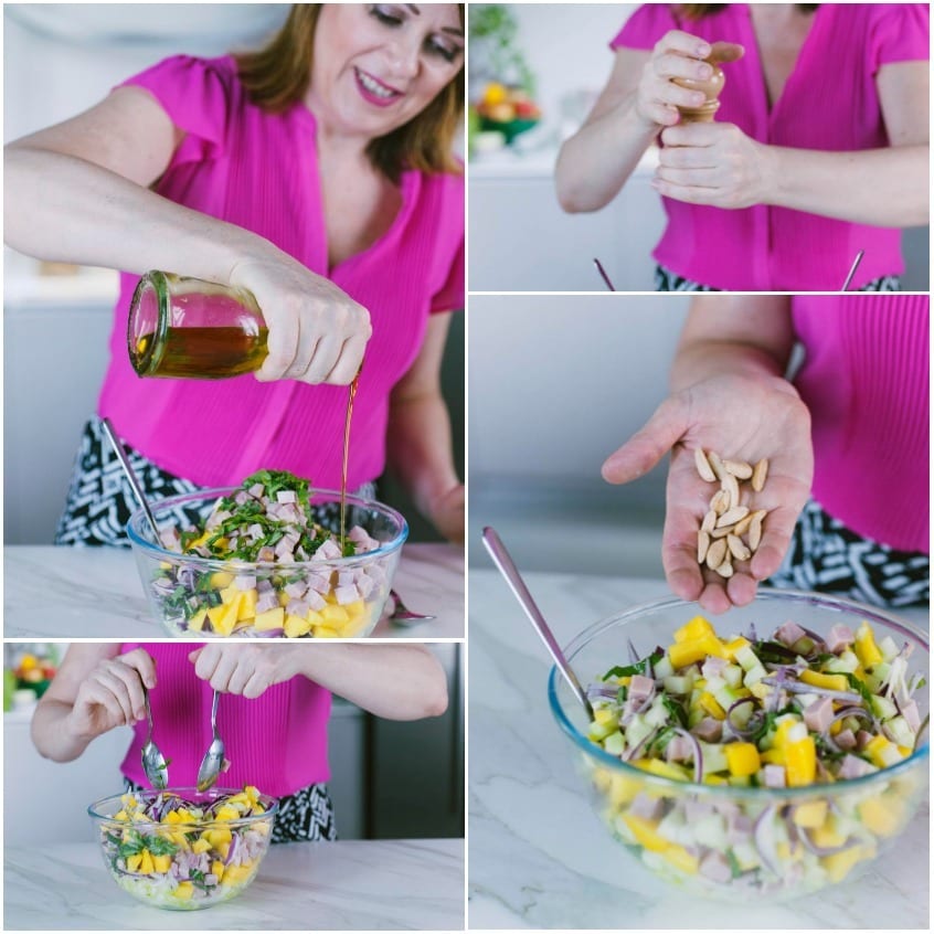 Olio versato sulla ciotola con cetrioli, mango e prosciutto, poi mandorle aggiunte a mano