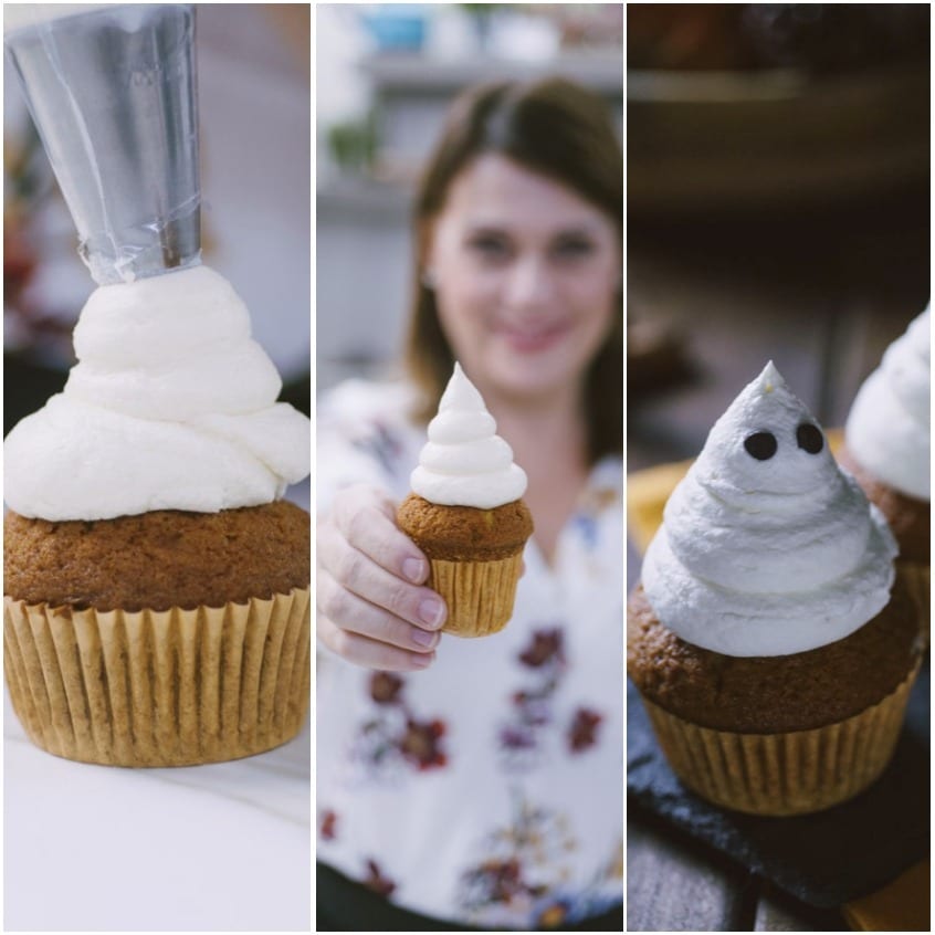 Frosting a spirale su cupcake alla zucca: prima la sac-à-poche, poi il fantasmino con occhi di cioccolato