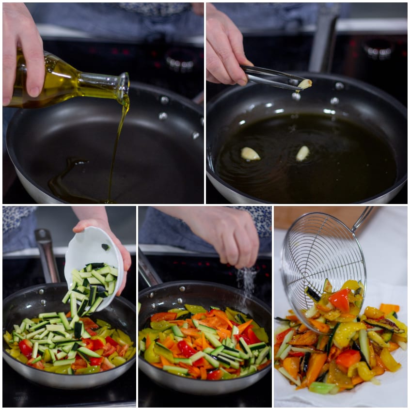 Verdure saltate in padella con zucchine, peperoni e carote, poi scolate