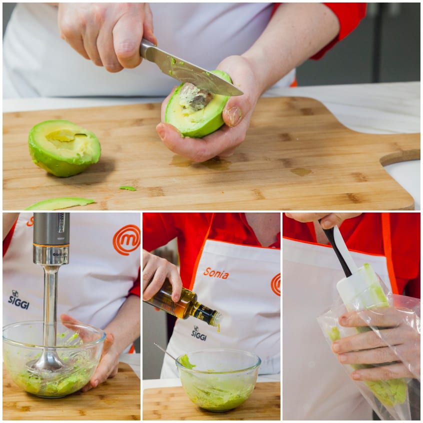 Avocado tagliato a metà, frullato con frullatore a immersione, condito con olio e trasferito in una sac à poche