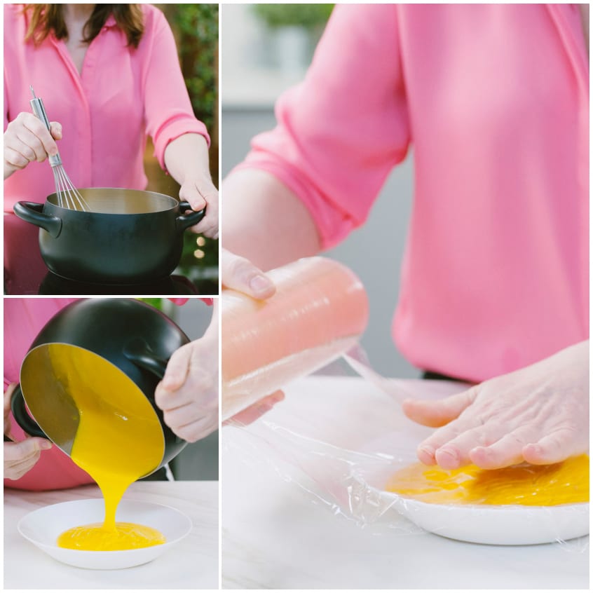 Crema gialla versata in un piatto e coperta con pellicola a contatto