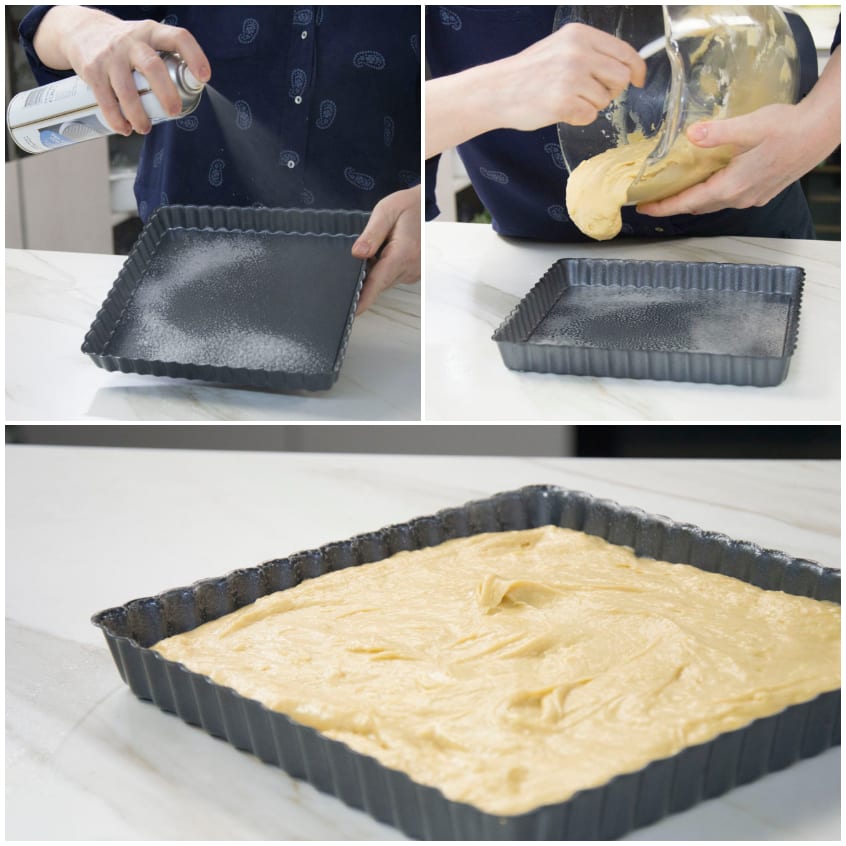 Impasto della torta soffice di mele versato nello stampo e livellato con la spatola
