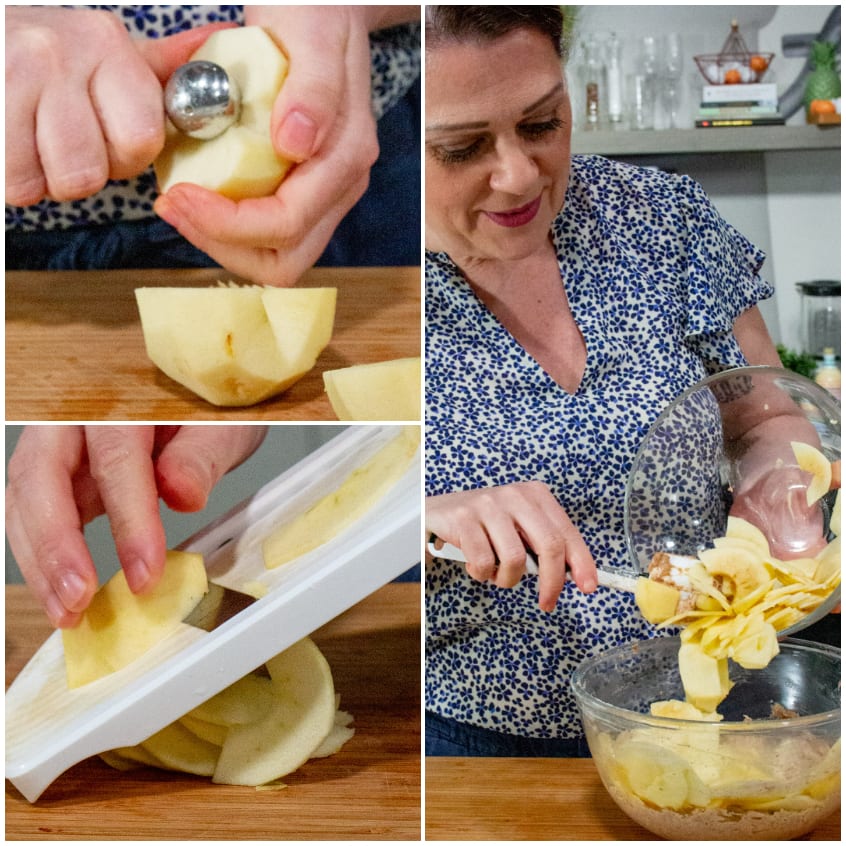 Mele affettate con la mandolina e unite all'impasto in una ciotola