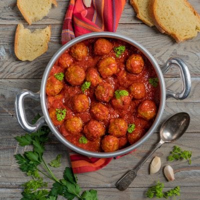 pentola di polpette al sugo