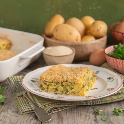 Polpettone alla ligure con fagiolini e patate, gratinato con pangrattato dorato