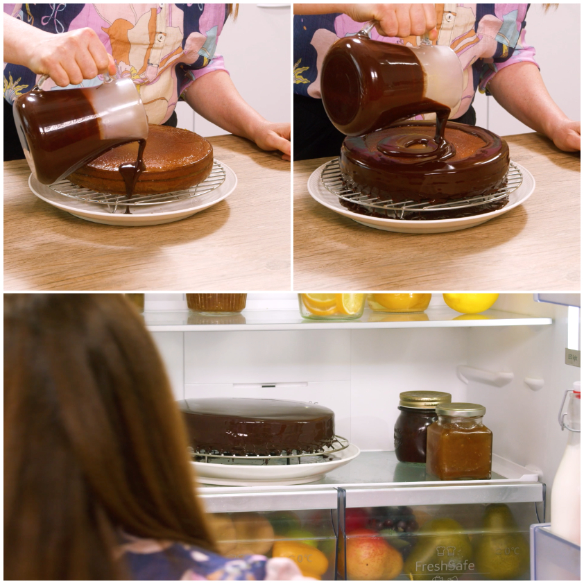 Ganache al cioccolato versata sulla torta Sacher su gratella, poi la torta in frigorifero a rassodare