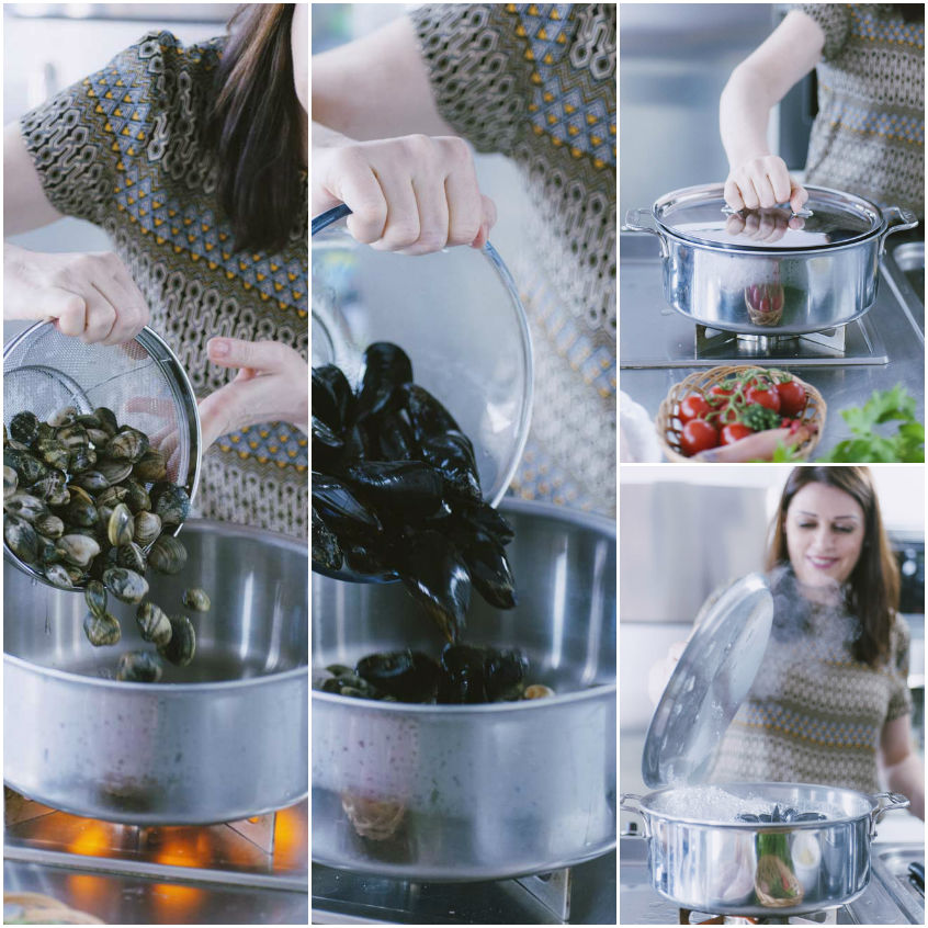 Cozze e vongole versate in tegame e cotte con coperchio finché si aprono al vapore