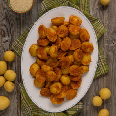 Patate sabbiate al forno con crosticina dorata di pangrattato e paprica