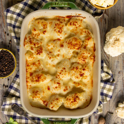 Cavolfiore gratinato con besciamella e formaggio filante dalla crosticina dorata