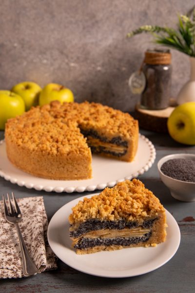 Torta di mele e semi di papavero